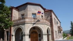 Պաշտոնական Ստեփանակերտը սուր քննադատության է ենթարկել Շառլ Միշելին
