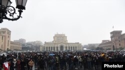 Ընդդիմադիրների հանրահավաքն Ազատության հրապարակում