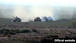 Ադրբեջանական բանակի զորավարժություններ, արխիվ