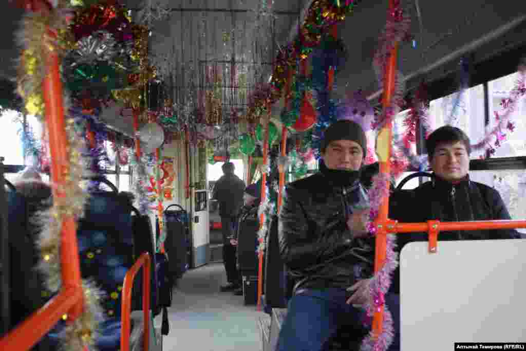 Бишкектин көчөлөрүндө баратабыз.