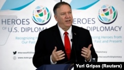 ԱՄՆ պետքարտուղար Մայք Փոմփեո, արխիվ