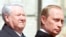 Борис Ельцин (слева) и Владимир Путин, 2000