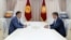 Встреча президента Сооронбая Жээнбекова с Садыром Жапаровым. 