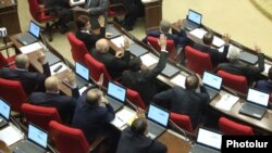 Գազային համաձայնագրերի վավերացման հարցով քվեարկությունը Ազգային ժողովում, 23-ը դեկտեմբերի, 2013թ․