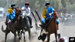 Көкбөрү оюну.