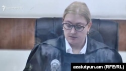 Դատավոր Աննա Դանիբեկյանը սկսում է դատական նիստը, Երևան, 12-ը սեպտեմբերի, 2019թ․ 