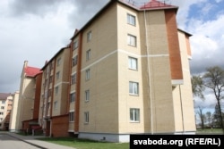 Дом на вуліцы Леніна ў Бярозе зь якога высяляюць былога міліцыянта