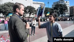 Олександр Хрипунов вперше на Євромайдані в Барселоні