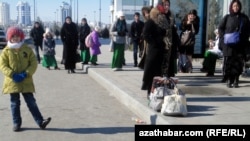 Время ожидания автобусов в Ашхабаде увеличилось