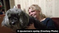 Сьвятлана Купрэева з сабакам. Архіўнае фота