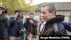 Евгений Макаров (справа) – один из тех, кто подвергся пыткам в исправительной колонии №1