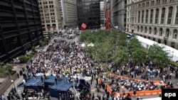 Церемонія вшанування жертв теракту 11 вересня 2001 року, Нью-Йорк, 11 вересня 2008 р.