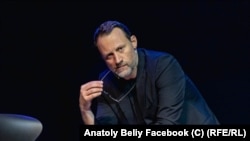 Анатолий Белый