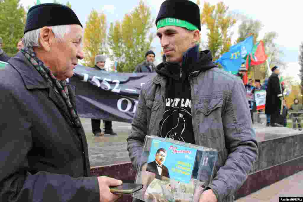 Галишан Нуриәхмәт һәм Рәфыйк Кәримуллин (у)