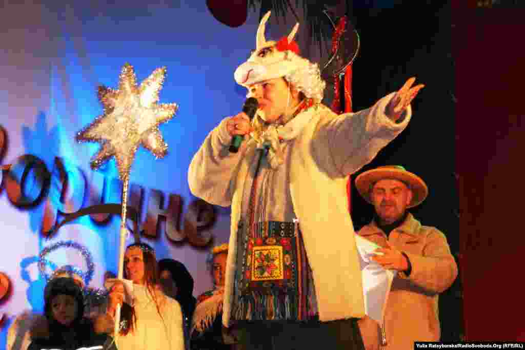 На сцені пані Кізонька &ndash; викладач університету