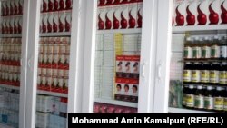 یکی از دواخانه ها در شهر کابل