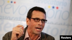 Энрике Каприлес