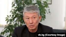 Турсунбек Күрөңкеев.