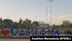 Узбекистан никак официально не оформляет украинцев, спасающихся от войны 