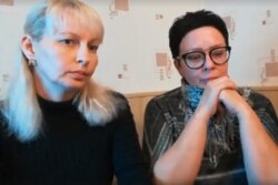 Мамы обожженных в полицейской машине подростков Алена Ли и Инна Васильева