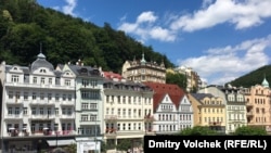 Карлови Вари аз замони Шӯравӣ ба ҳайси як осоишгоҳи беҳтарин барои элитаи сиёсии Шӯравӣ маъруф аст