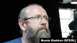 Олег Антонов