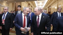 Հայաստանի վարչապետ Նիկոլ Փաշինյանը և Ռուսաստանի նախագահ Վլադիմիր Պուտինը, արխիվ