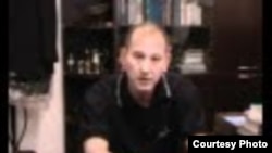 Мухтар Джакишев, бывший президент компании «Казатомпром». Кадр из видеоматериала, появившегося на сайте Youtube.com 4 ноября 2009 года.  