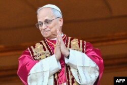 Роберт Фрэнсис Превост Рим папасы болуп шайланган күнү. Ватикан, 8-май 2025-жыл