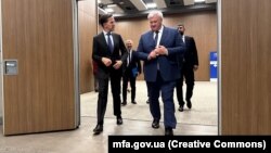 На турецькому морському курорті Анталія очільник НАТО Марк Рютте (ліворуч від Андрія Сибіги) 14 травня зібрав міністрів закордонних справ країн-членів НАТО