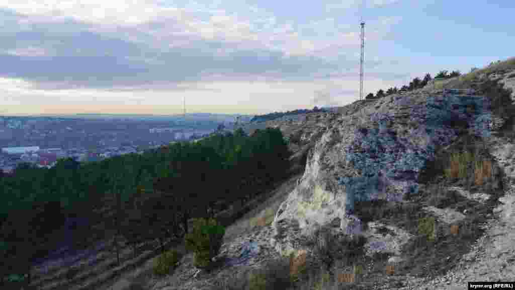 Південно-західні схили Бітак-гори