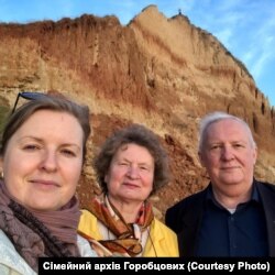 Ірина Горобцова з батьками