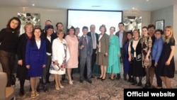 Оксфордта Европа татарлары альянсы утырышында катнашучылар, 7 апрель 2017