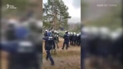 Сутички на білорусько-польському кордоні: мігранти намагаються потрапити у Польщу (відео)