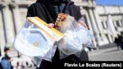 Раніше Міністерство закордонних справ України закликало українських туристів утриматися від подорожей до італійських провінцій, де виявлено спалах коронавірусу COVID-19