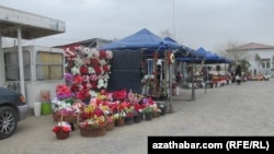 Кладбище в Чоганлы. Туркменистан  (архивное фото)  