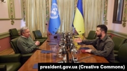 Антониу Гутерриш менен Владимир Зеленский. Ушул жылдын апрель айынын аягында Киевдеги жолугушууда.