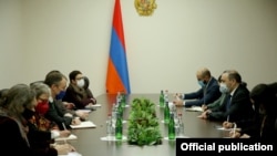 Անվտանգության խորհրդի քարտուղար Արմեն Գրիգորյանն ընդունել է ԵՄ պատվիրակության անդամներին