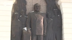 «Деелбасызация»: как в Казахстане избавляются от упоминаний Нурсултана Назарбаева