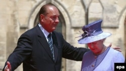 Если бы планы Ги Молле осуществились, Жак Ширак не смог бы разговаривать с Елизаветой Виндзор на равных