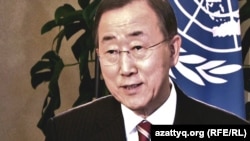 Астана - Улуттар Уюмунун баш катчысы Пан Ги Мун Казакстандын борборунда. 