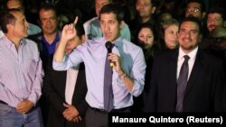 Խուան Գուայդո, արխիվ