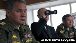 Орусиянын президенти Владимир Путин жана коргоо министри Сергей Шойгу