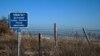 Державний кордон України поблизу Новоазовська, який перебуває під контролем проросійських сил, 24 лютого 2015 року