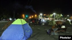 Armenia - Opposition supporters are camped in France Square in Yerevan, 14 April 2018.