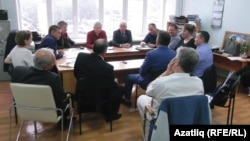 Уфада татар конгрессы вәкиллеге утырышы, архив фотосы