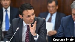 Аскар Сыдыков.