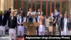 اشرف غنی رئیس جمهوری افغانستان حین سخنرانی به مناسبت عید سعید فطر در ارگ ریاست جمهوری