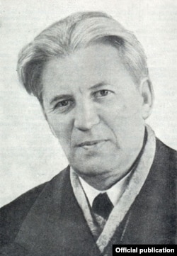 Сергей Макашин