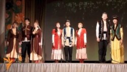 Омскиның "Умырзая" ансамбле: "Без – татар яшьләре" җыры